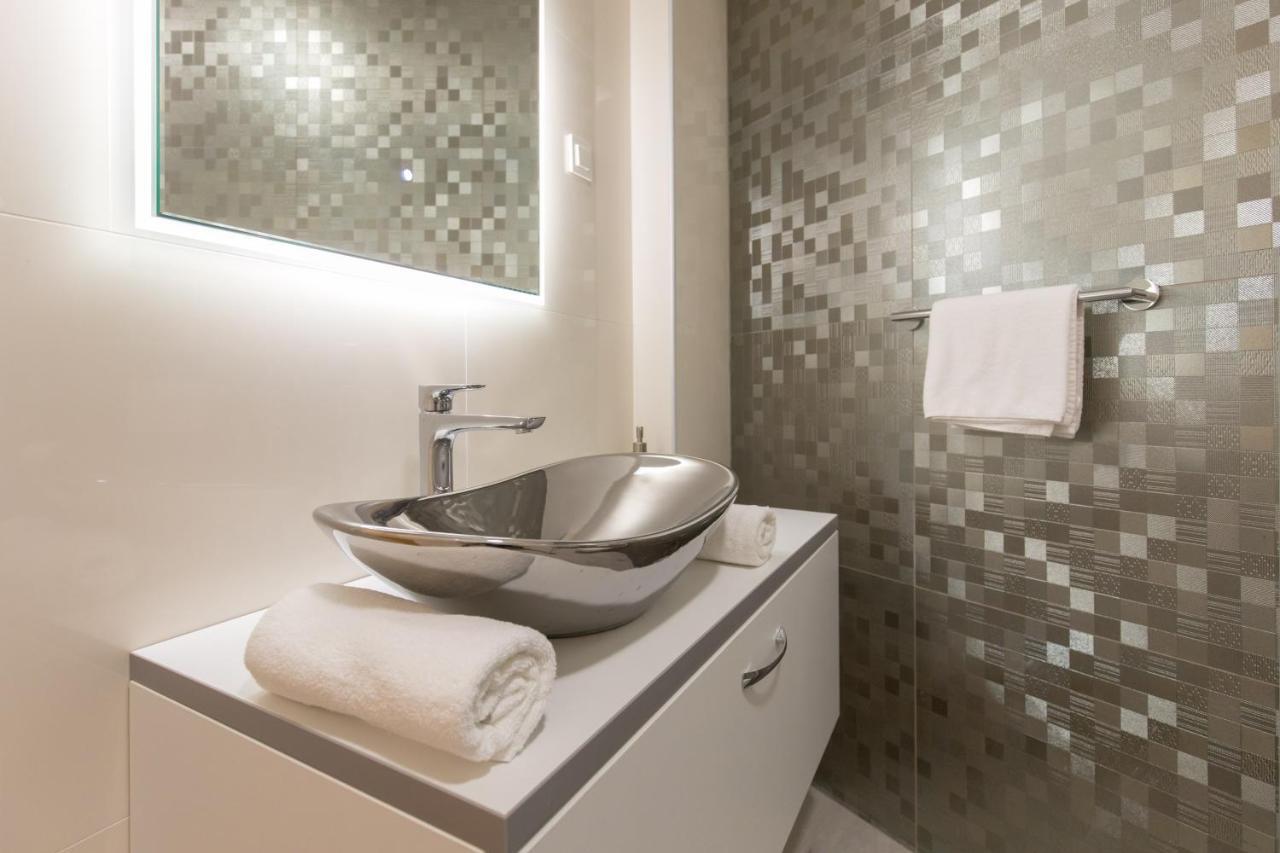 אוסילק Apartmani I Sobe Pejacevic מראה חיצוני תמונה