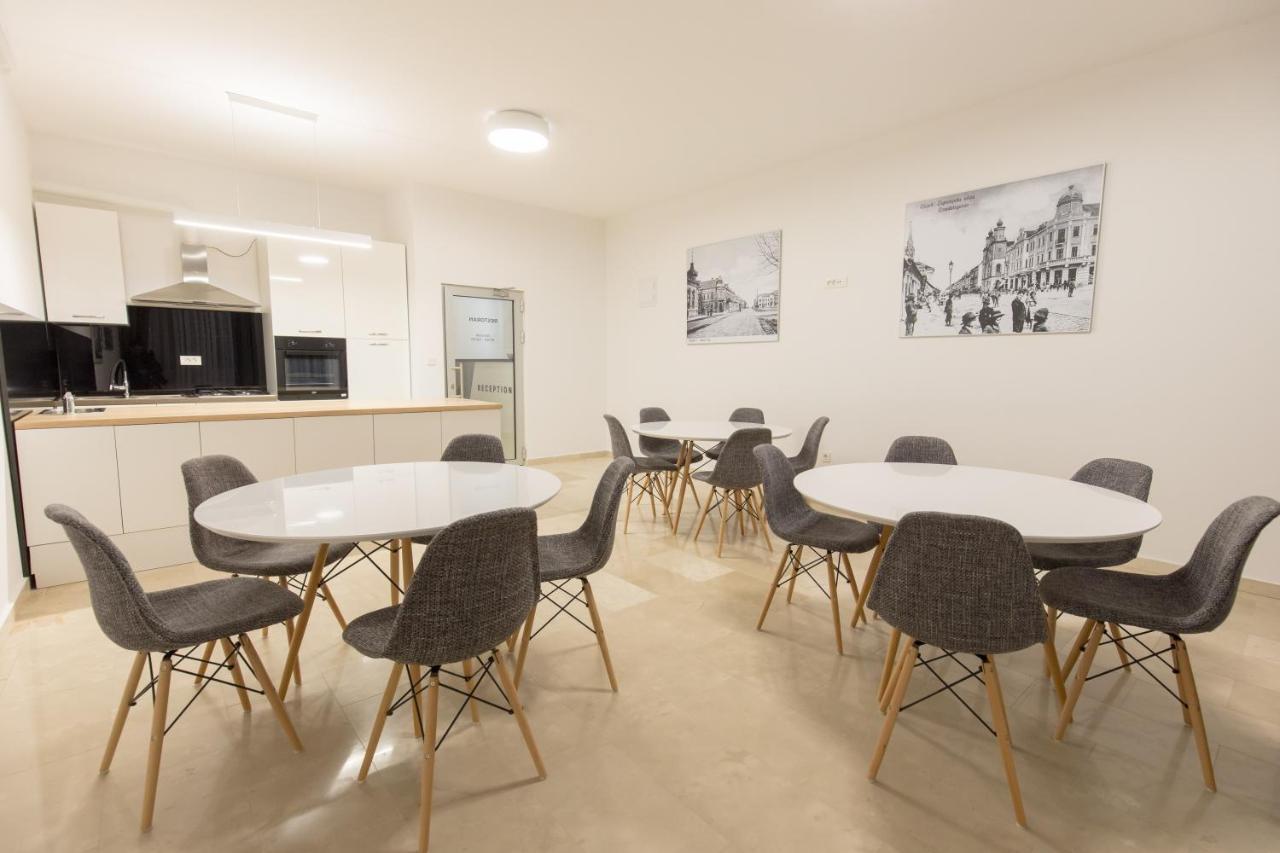 אוסילק Apartmani I Sobe Pejacevic מראה חיצוני תמונה