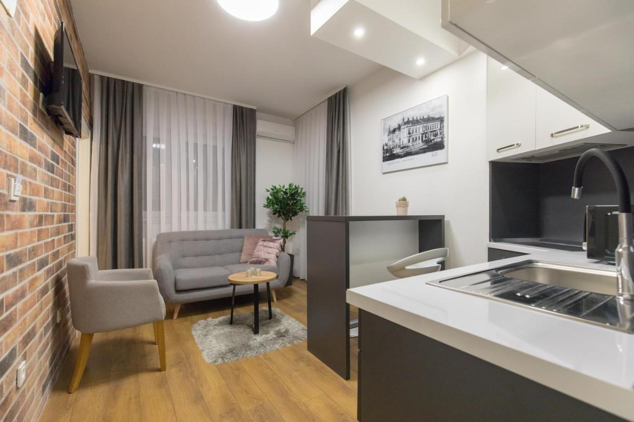 אוסילק Apartmani I Sobe Pejacevic מראה חיצוני תמונה