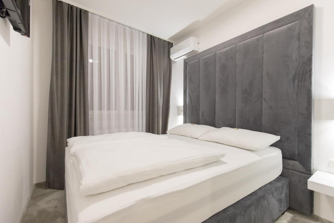 אוסילק Apartmani I Sobe Pejacevic מראה חיצוני תמונה